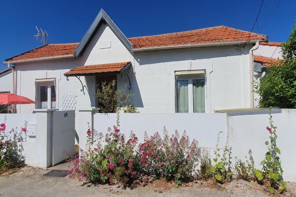 Charmante Maisonnette Proche Plage Châtelaillon-Plage Exteriör bild